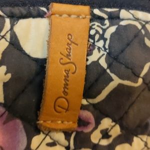 A Donna Sharp pocketbook